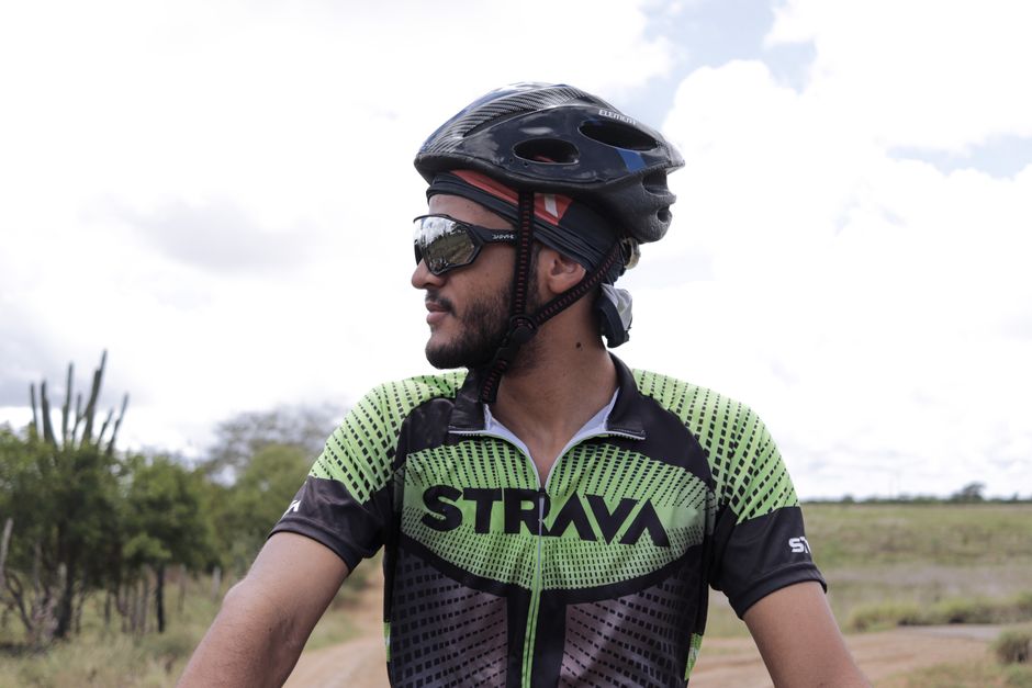 Best Cycling Apps in 2026: Strava, Garmin Connect, Komoot, Zwift & TrainerRoad